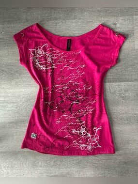 Y2K Oxygen Pink graphic tee with sleeves details size L